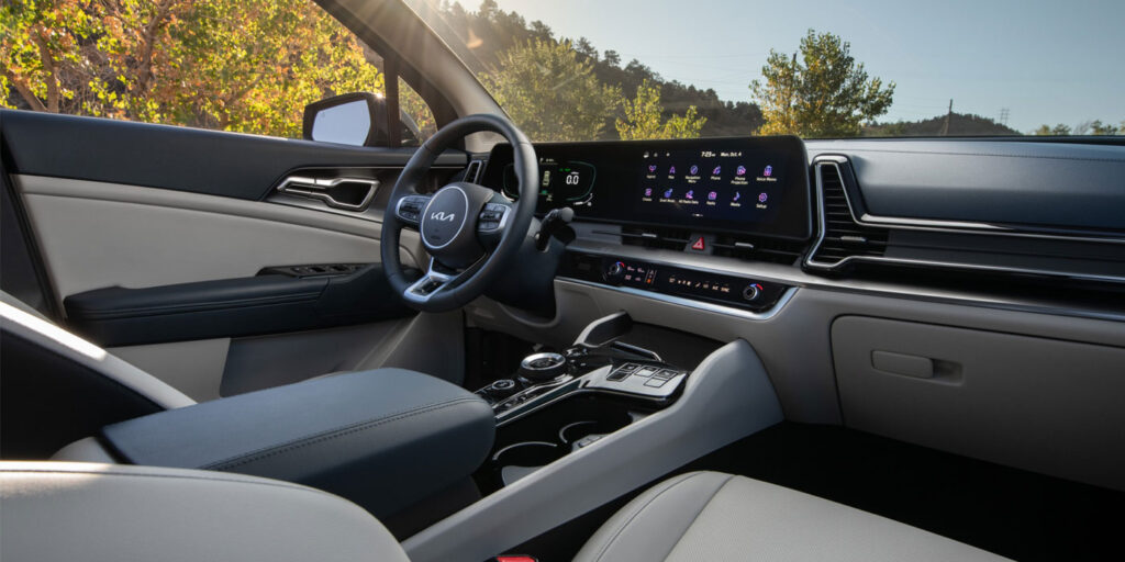 2023-Kia-Sportage-Hybrid-Interior-1400