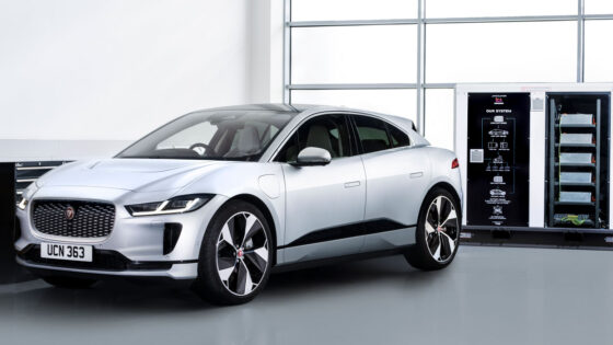 Jaguar-Land-Rover-OffGrid-Second-Life-Battery-I-Pace-2-1400
