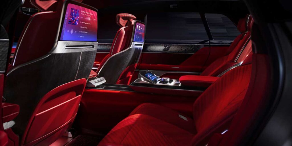Cadillac-reveals-Celestiq-show-car-interior-1400