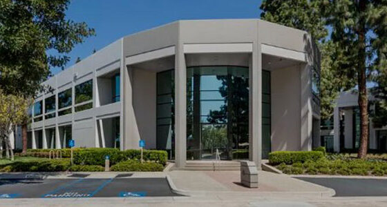 Mullen-Opens-100-Technology-Drive-California-EV-Development-Center-1600x300