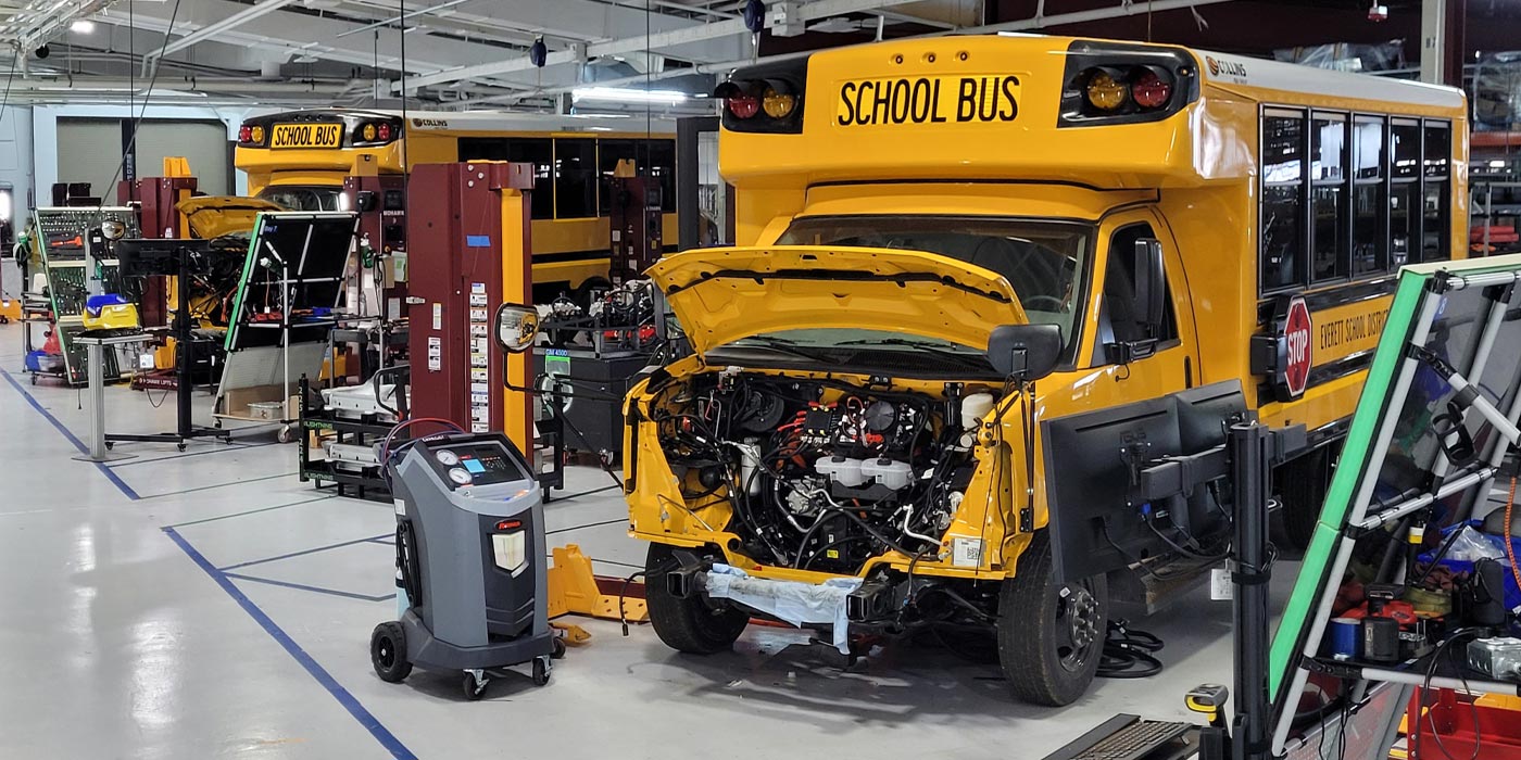 Lightning-Emotors-GM-EV-School-Bus-1400