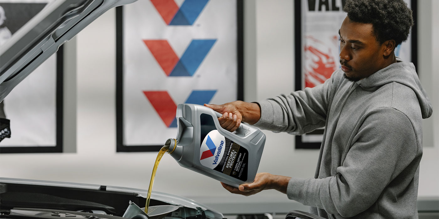 Valvoline-Restore-and-Protect-wide-shot-1400